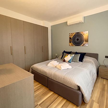Rentopolis Apartments - Palazzo Candiani 米兰 外观 照片