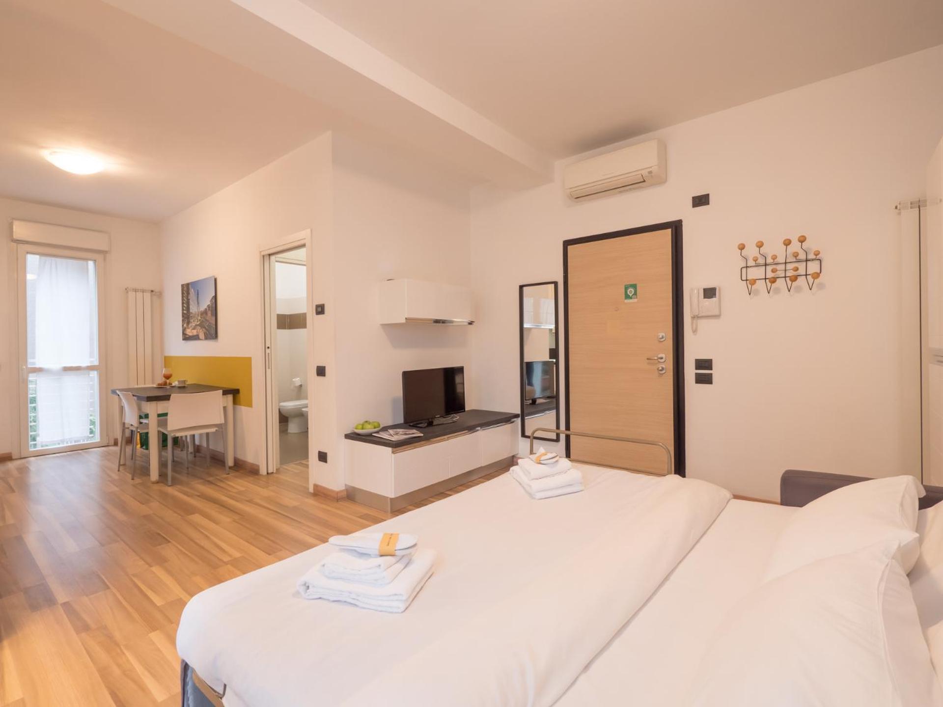 Rentopolis Apartments - Palazzo Candiani 米兰 外观 照片